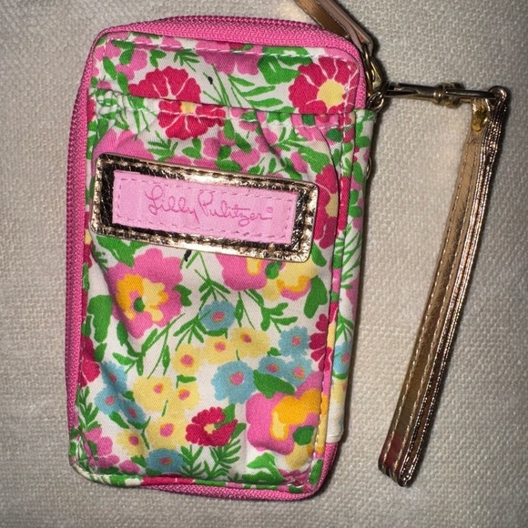 Lilly Pulitzer Tropical Pink and Green Visor wristlet and 2 scrunchie Set. main image 4
